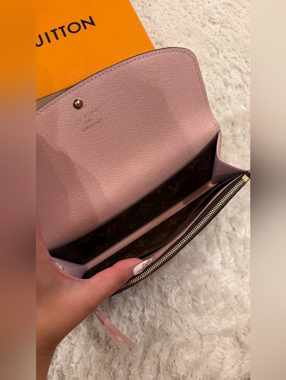 Louis Vuitton Emilie Wallet Rose Ballerine - Picture 3 of 6